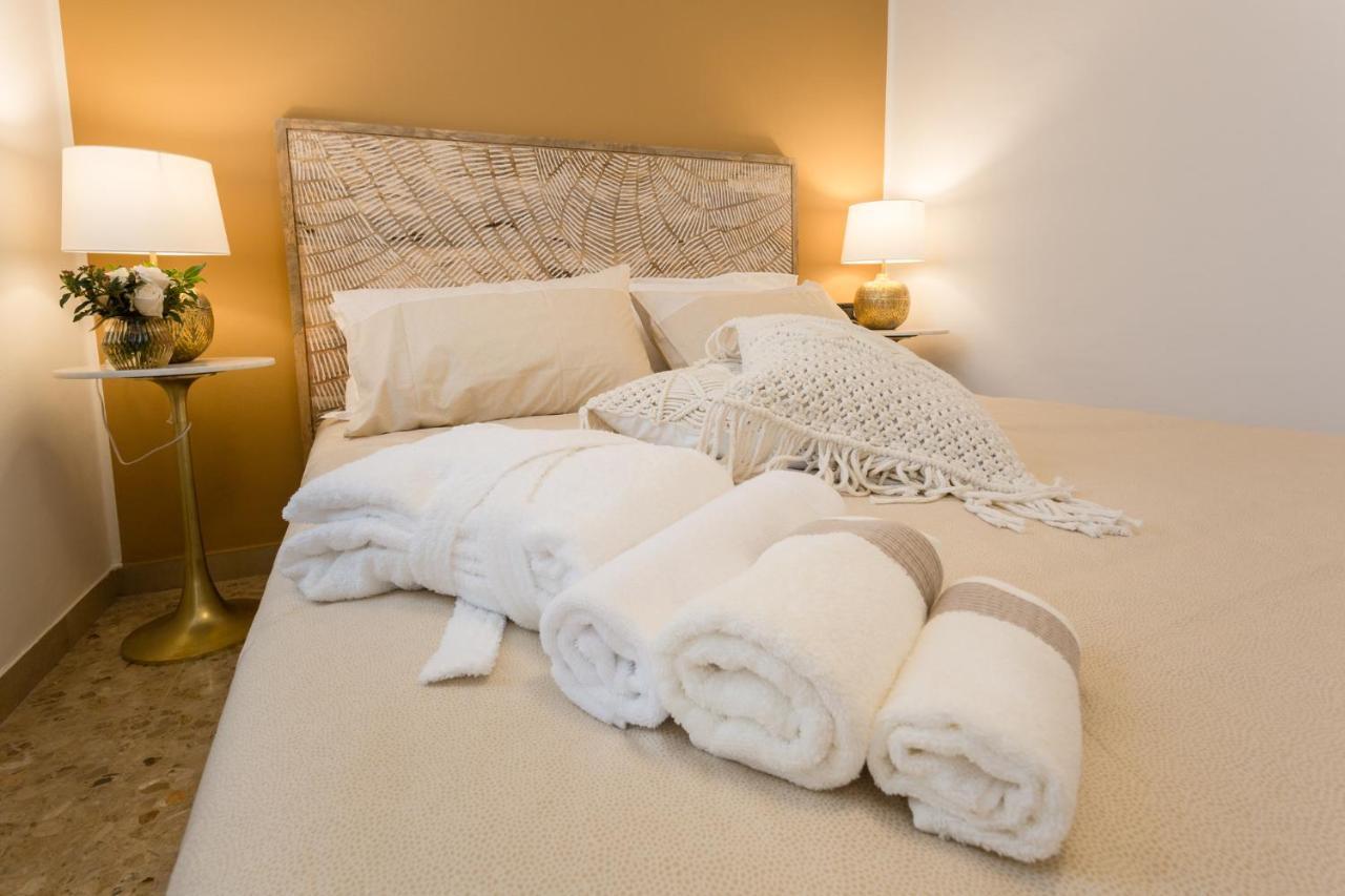 Residenza Europa Guest House เกรซซานา ภายนอก รูปภาพ