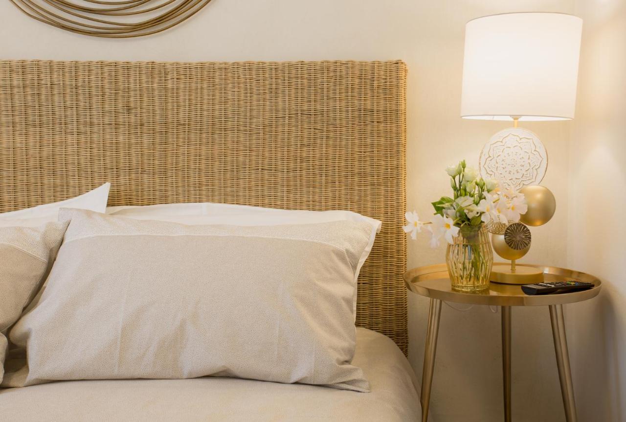 Residenza Europa Guest House เกรซซานา ภายนอก รูปภาพ